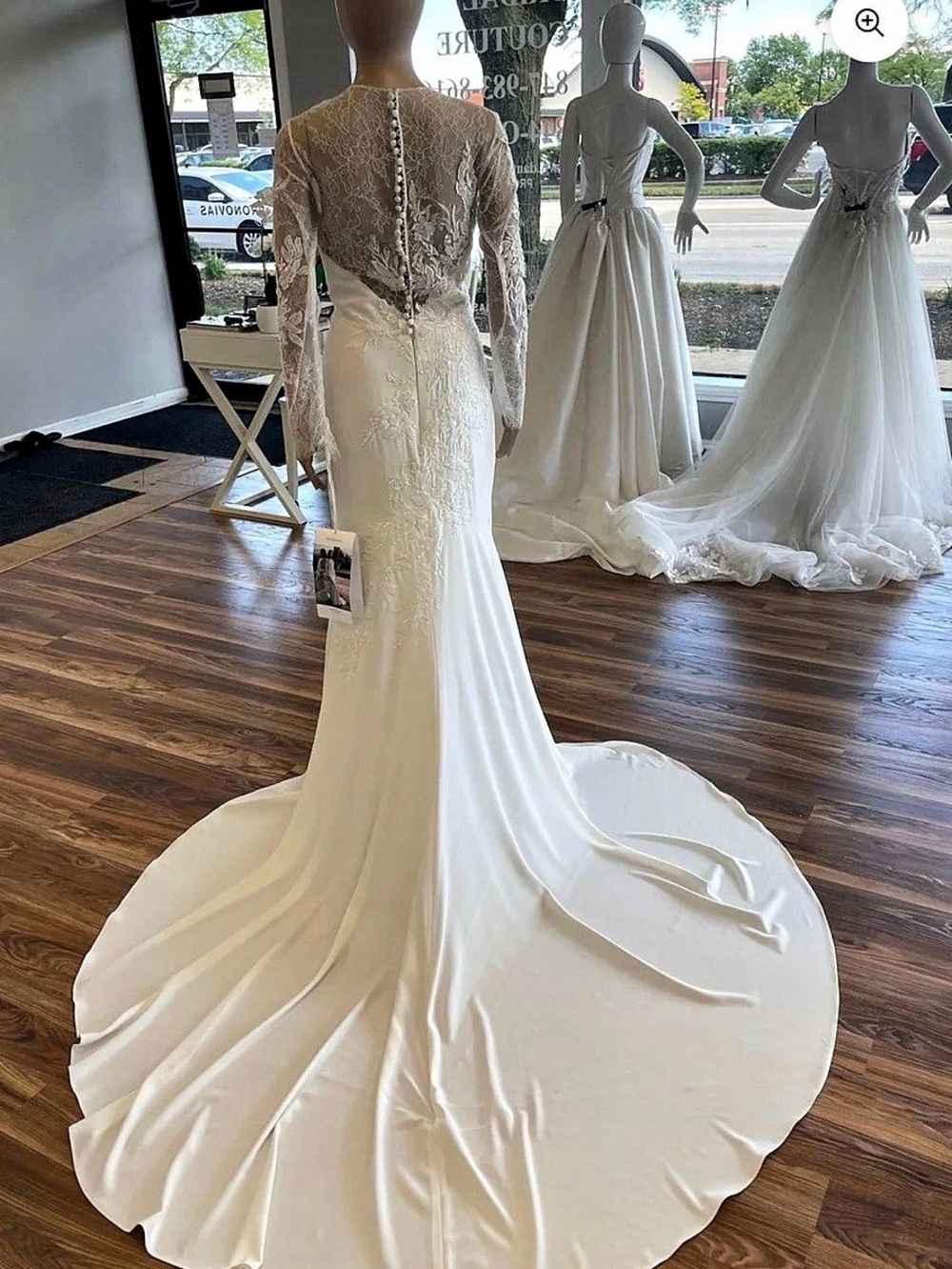 Pronovias Charlie wedding dress from Kleinfield - Picture 4 of 4